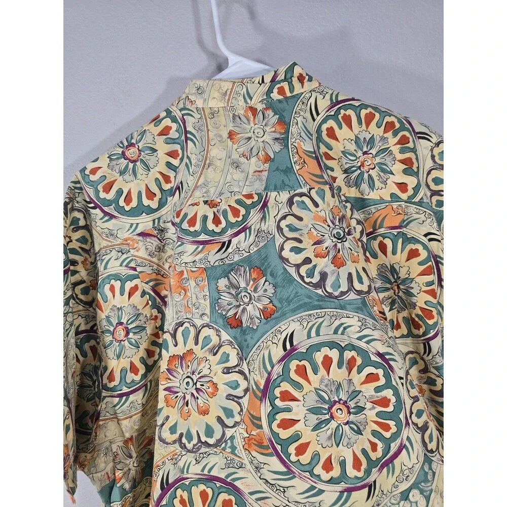 Vintage Banana Republic Safari & Travel Shirt Green Floral 80s Grandpacore